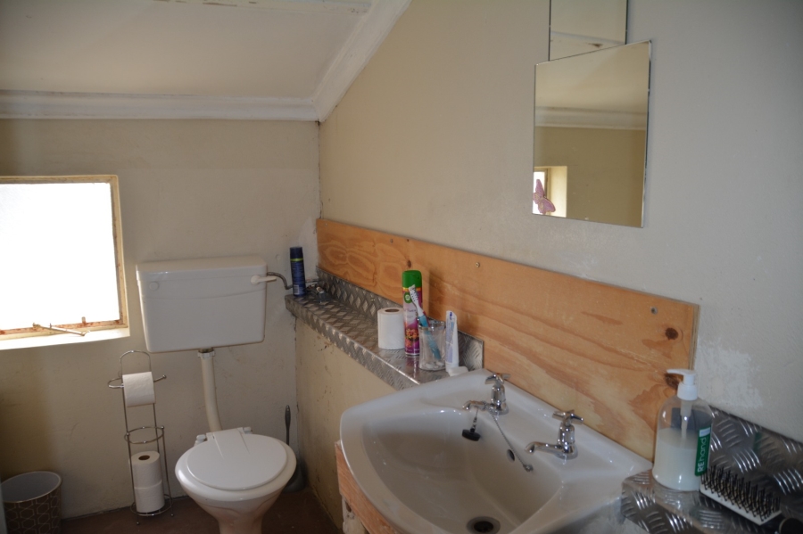 6 Bedroom Property for Sale in Klawer Western Cape